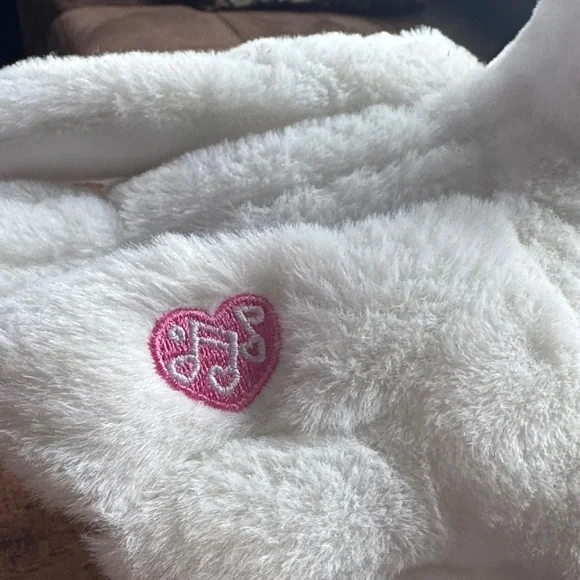 Zuru Pets Alice mama duck quacking waddling White Plush Duck Toy - Picture 6 of 8